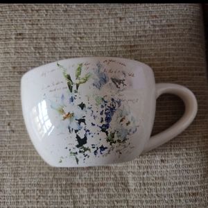 VINTAGE CERAMIC WALL PLANTER.